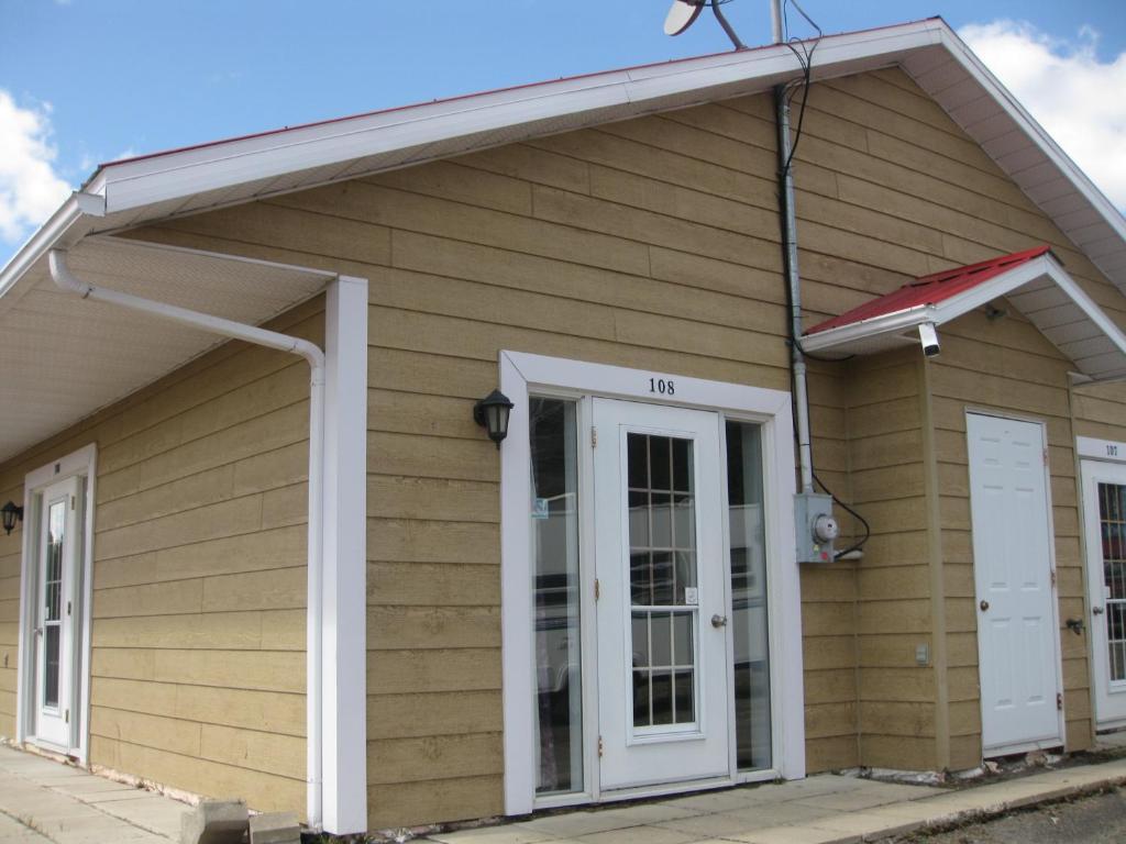 Le Saint Alex Motel Exterior foto